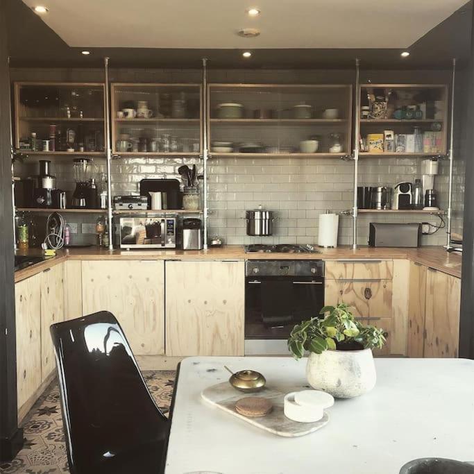 3 Bedroom Penthouse Apartment 맨체스터 외부 사진