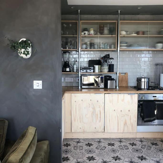 3 Bedroom Penthouse Apartment 맨체스터 외부 사진