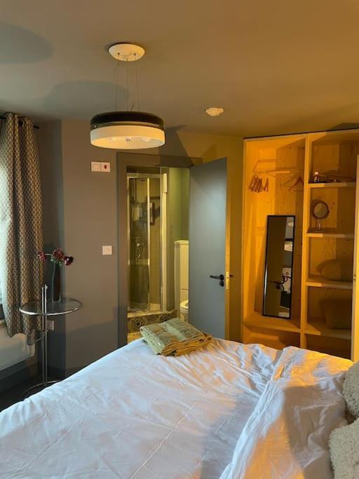 3 Bedroom Penthouse Apartment 맨체스터 외부 사진
